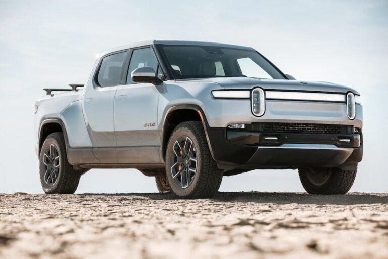 Rivian Body Shop - European Collision Center